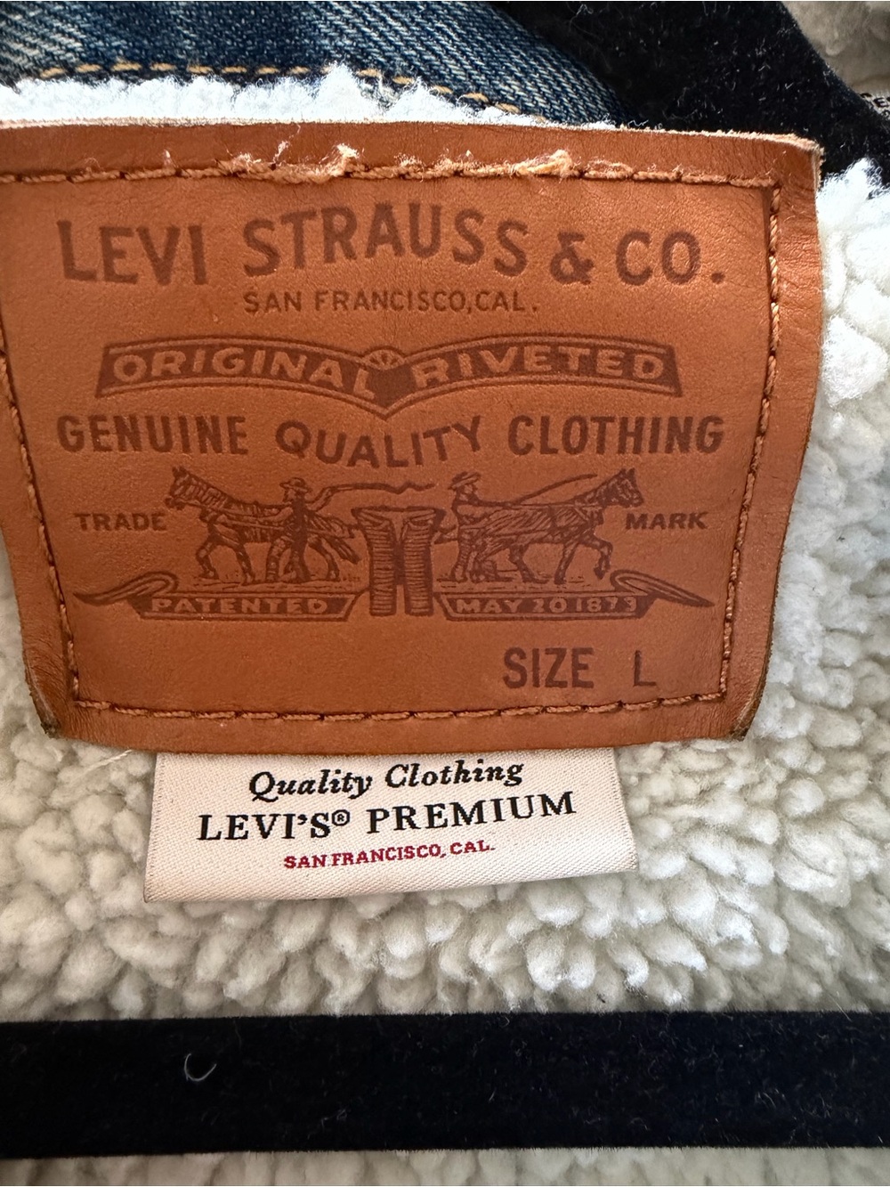 Men’s Levi Denim Jacket Sherpa Lining - Picture 3 of 3
